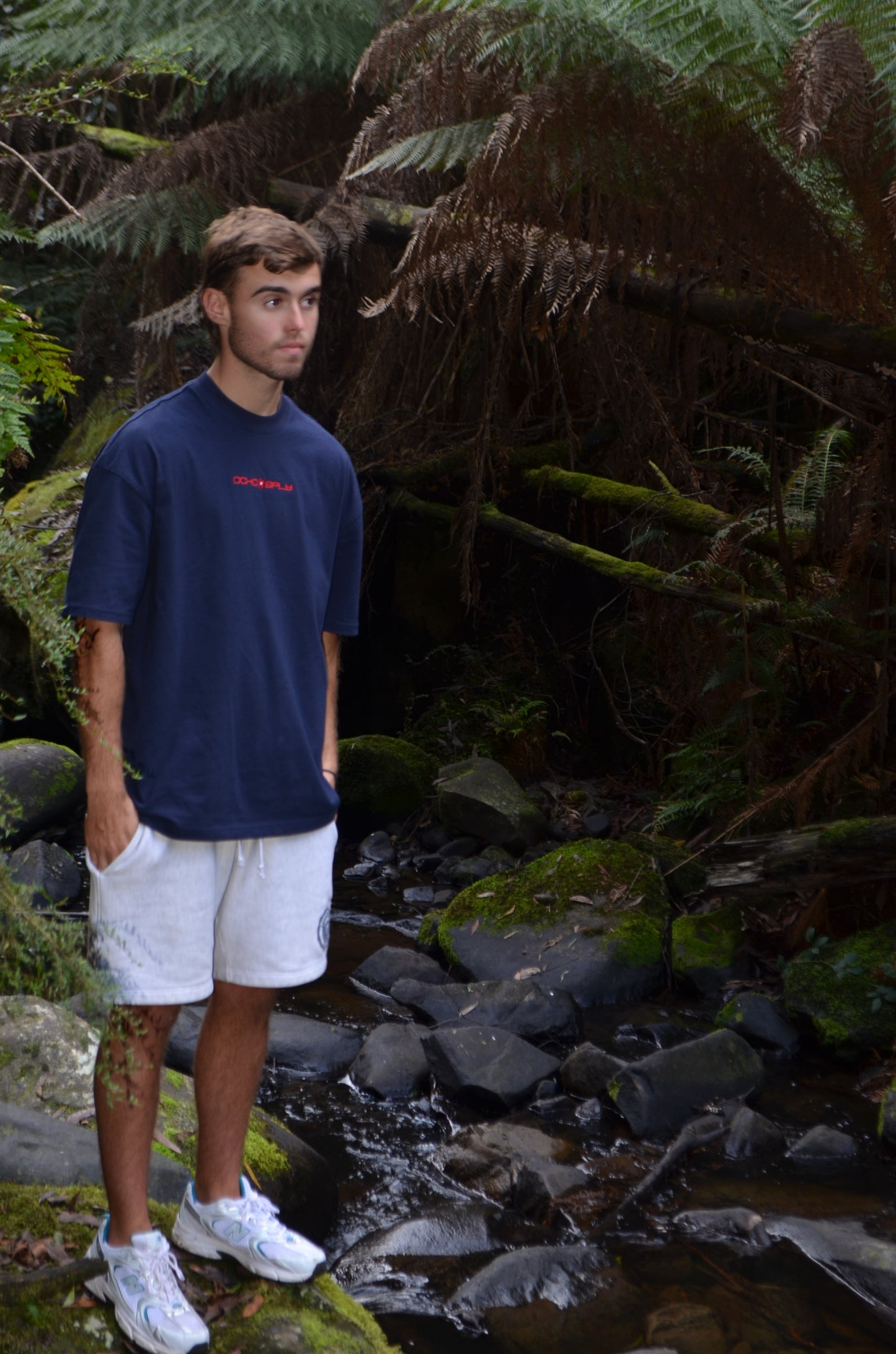 HEAVYWEIGHT CLASSIC TEE